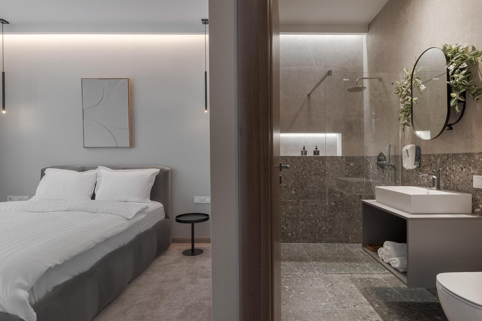 Oasis Rooms Орадя Экстерьер фото